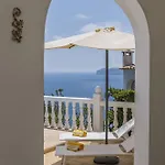 Zephyra Villa